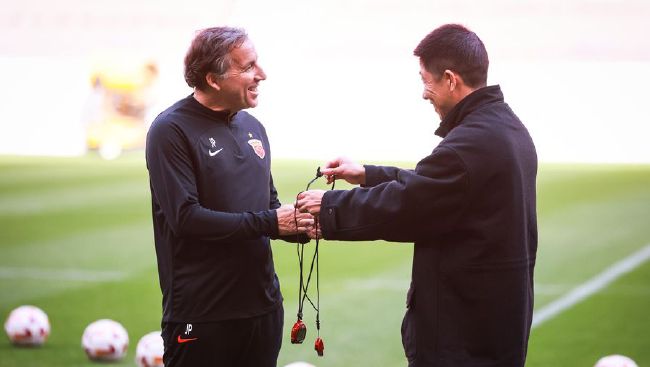 金邦雅克的顽皮男友