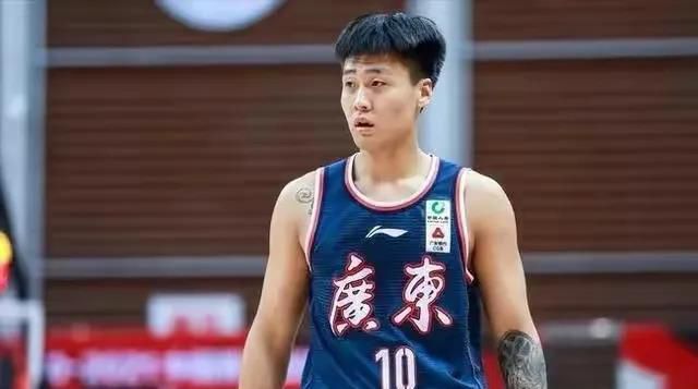 嗯啊榨乳电流捆绑催乳乳环警察
