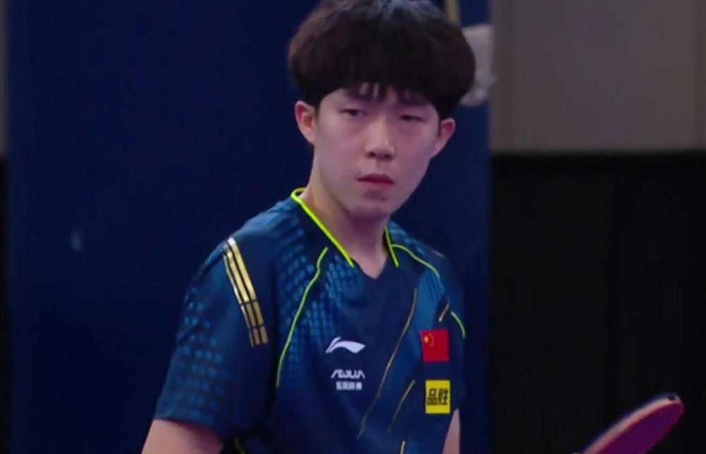 偷窥男